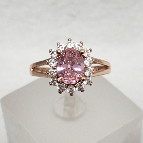 18k Rose Gold Pink Ring - Picture 2 of 8